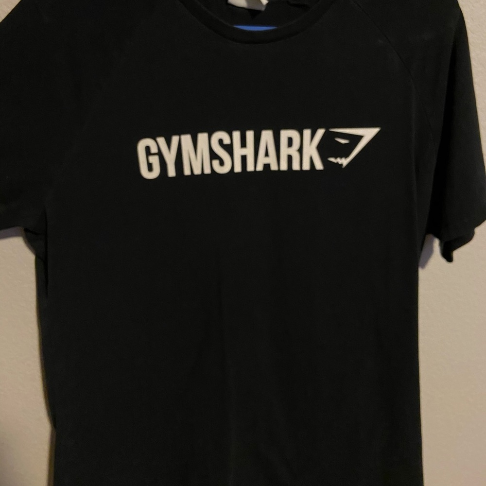 Gymshark shirt sleeve shirt